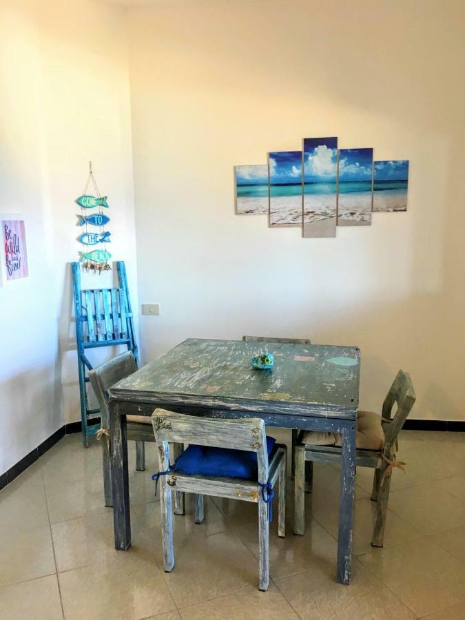 Appartamento Fronte Mare Santa Teresa Gallura Buitenkant foto